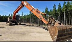 2007 Hitachi ZX210LC-3 Material Handler