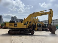 Escavatore cingolato Komatsu PC400-8 del 2024