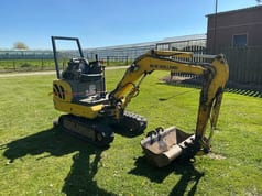 2006 New Holland E18R Mini Excavator