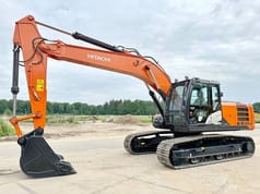2025 Hitachi ZX220LC-5G Crawler Excavator