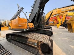 Hyundai R220LC-9S Raupenbagger