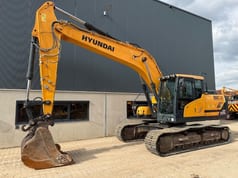 2019 Hyundai HX220L Crawler Excavator