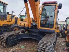 Excavadora de Orugas Hyundai 305LC-9T 220LC-9S (2019)