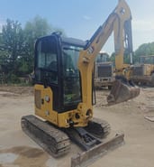 2020 Caterpillar 302CR Mini-Bagger