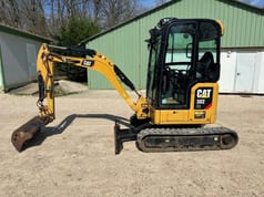 2019 Caterpillar 302 NG Mini Excavator