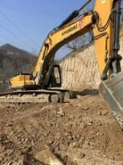 2020 Hyundai 520VS Crawler Excavator