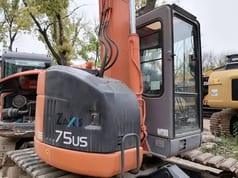 2023 Hitachi ZX75UR