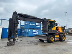 2021 Volvo EW220E TUNNEL Wheel Excavator