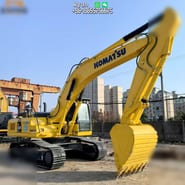 2022 Komatsu PC300 LC-8M0 Crawler Excavator