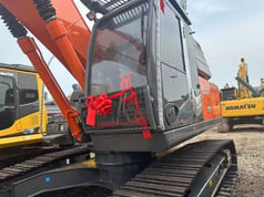 2023 Hitachi 240-3 Гусеничный экскаватор