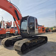 2022 Hitachi ZX210 Pelle sur chenilles