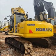 Komatsu PC210 Escavatore cingolato
