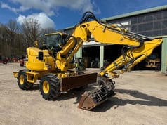 2013 Komatsu PW98MR-8 Wheel Excavator
