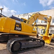 2024 Komatsu PC210 Escavatore Cingolato