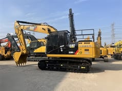 2018 Caterpillar 320D2 Crawler Excavator