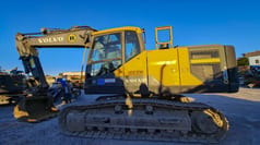 2015 Volvo EC220E Гусеничний екскаватор