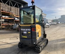 2022 Volvo JEC18E Minikoparka