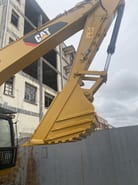2015 Caterpillar 320D Escavatore cingolato