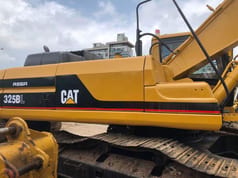 Escavatore cingolato Caterpillar 330BL del 2024