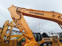 2021 Hyundai R220LVS-9S Crawler Excavator