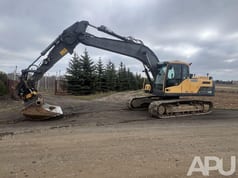 2013 Volvo EC220DL Crawler Excavator