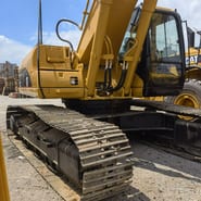 2022 Caterpillar 330C Escavatore cingolato