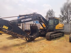 2026 Hyundai HX380L Crawler Excavator