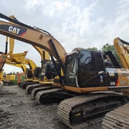 2022 Caterpillar 329D Escavatore Cingolato