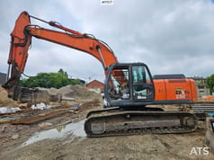 2011 Hitachi ZX250 Гусеничный экскаватор