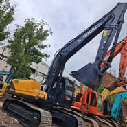 2024 Hyundai R225LC-9T Crawler Excavator