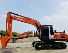 Гусеничный экскаватор Hitachi ZX200-3G 2023 года