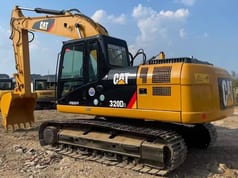 2023 Caterpillar 320D2 Escavatore Cingolato