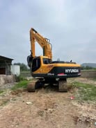 Hyundai R220LC-9 Crawler Excavator