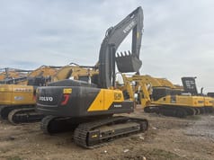 Excavadora de Orugas Volvo EC240 2022