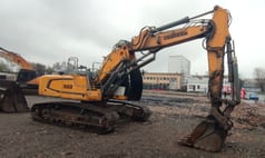 Liebherr 922 Crawler Excavator