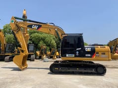 Escavadora de Rastos Caterpillar 320D2 de 2020
