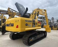 2024 Komatsu PC220-8 Crawler Excavator