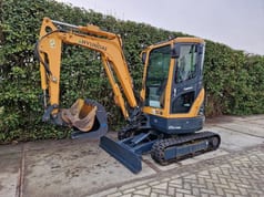 2016 Hyundai 25Z-9AK Mini Excavator