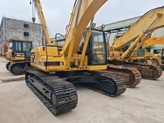 2018 Caterpillar 325BL Raupenbagger
