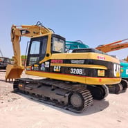 Gąsienicowa koparka Caterpillar 320BL z 2024 roku