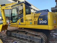2018 Komatsu PC200-8 Escavatore Cingolato