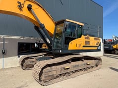 2016 Hyundai HX380L Crawler Excavator