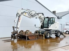 Escavatore Gommati Liebherr A914 COMPACT del 2012