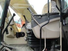 Escavatore cingolato Caterpillar 320CL del 2016
