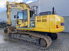 2017 Komatsu PC240LC-11 Crawler Excavator