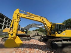 2017 Komatsu PC400-7 Crawler Excavator