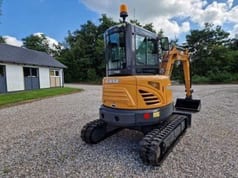 2019 CASE CX37C Mini Bagger