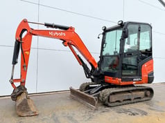 Kubota KX027-4 - Hammer Lines / Quick Coupler (2019)