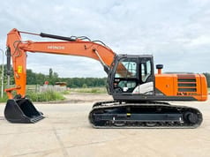 2025 Hitachi ZX220LC-5G Crawler Excavator