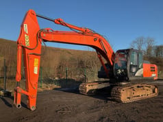 2018 Hitachi ZX250LC-6 Crawler Excavator